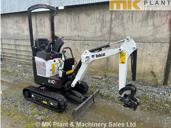 Mini escavadeira BOBCAT E10