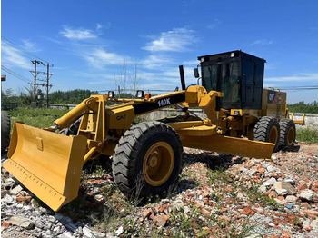 Motoniveladora CATERPILLAR 140H