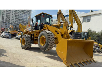 Carregadeira de rodas CATERPILLAR 966H