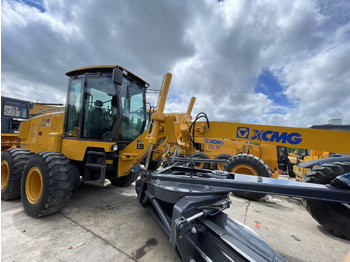 Motoniveladora XCMG GR1803