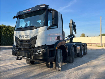Caminhão polibenne IVECO Trakker