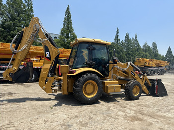 Retroescavadeira CATERPILLAR 420F2