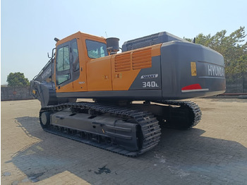 Escavadora de rastos HYUNDAI