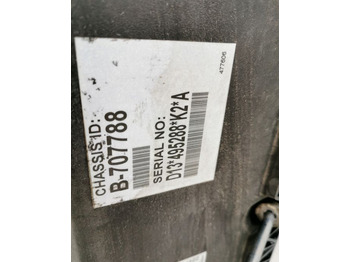 Motor e peças de Caminhão POKRYWA ZAWOROW VOLVO FH4 USZKO.: foto 3