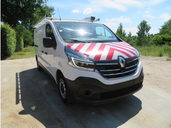 Furgão compacto RENAULT Trafic 2.0