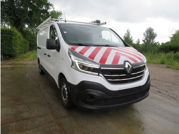 Furgão compacto RENAULT Trafic 2.0