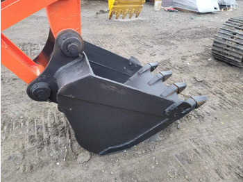 Escavadora de rastos HITACHI EX120-3: foto 2