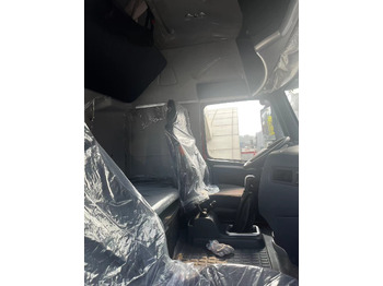 Caminhão basculante HOWO Truck Unit T7H 6*4: foto 4 Caminhão basculante HOWO Truck Unit T7H 6*4: foto 4