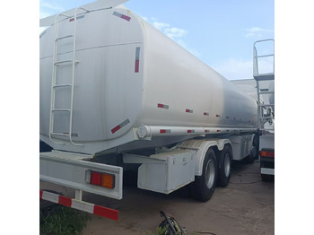 Caminhão tanque SINOTRUK HOWO