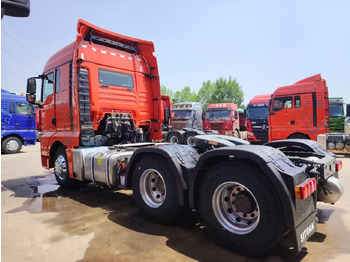 Tractor SINOTRUK