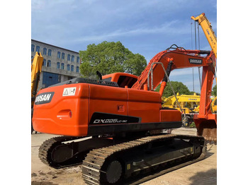 Escavadora de rastos DOOSAN DH225