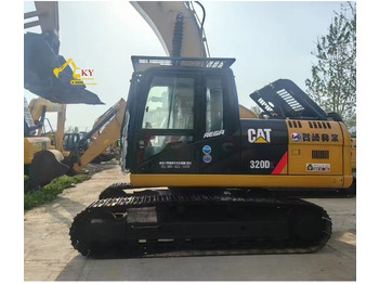 Escavadora de rastos CATERPILLAR 320D2