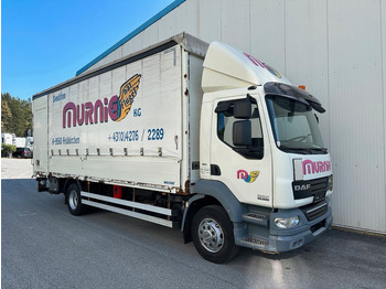 Caminhão com lona DAF LF 55 220