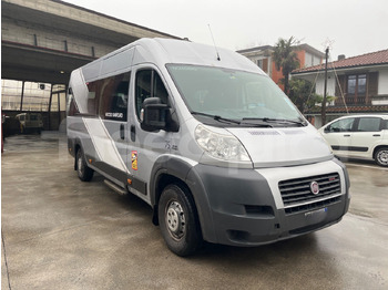 Micro-ônibus FIAT Ducato