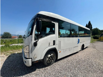 Autocarro escolar Isuzu P65: foto 4