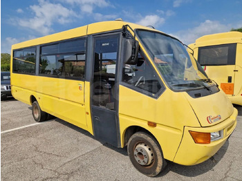 Autocarro escolar IVECO