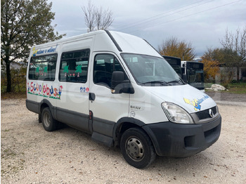 Autocarro escolar IVECO Daily