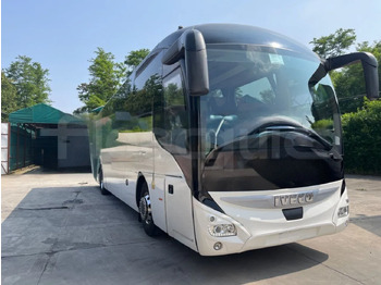 Autocarro IVECO Magelys