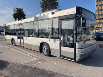 Ônibus suburbano MAN Lion's Classic