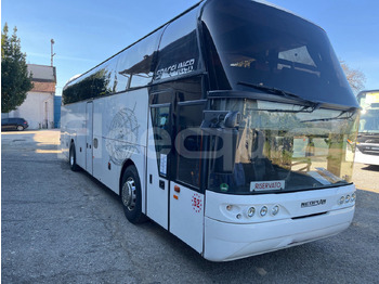 Autocarro NEOPLAN