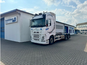 Caminhão polibenne VOLVO FH13 540