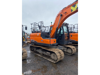 Escavadora de rastos DOOSAN DX140