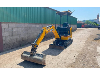 Mini escavadeira JCB