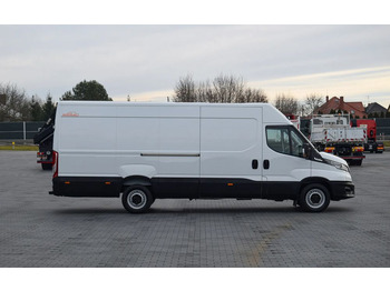 Furgão Iveco DAILY MAXI 35S14 / 2.3 - 140 KM / AUTOMAT HI-MATIC / NOWY MODEL / 3 OSOBY / DOSTAWCZE / BLASZAK / KAMERA COFANIA / TEMPOMAT / KLIMA / 2022 / SERWISOWANY / SPROWADZONY Z NIEMIEC: foto 4
