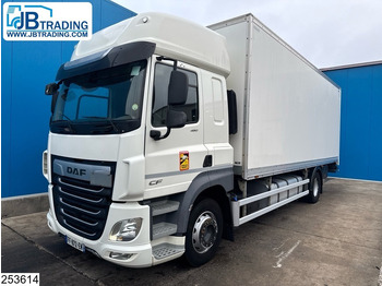 Caminhão furgão DAF CF 480