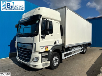 Caminhão furgão DAF CF 480