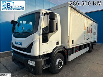 Caminhão com lona IVECO EuroCargo