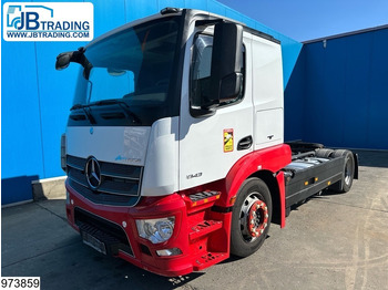 Tractor MERCEDES-BENZ Actros 1843
