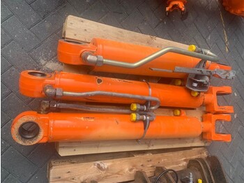 Hidráulica FIAT-HITACHI W 170 - Lifting cylinder/Hubzylinder/Hefcilinder: foto 2