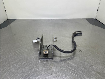 Cabine e interior SENNEBOGEN