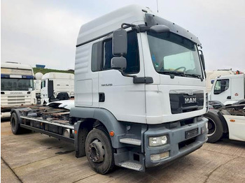 Caminhão transportador de contêineres/ Caixa móvel MAN TGM 15.290 4X2 LL: foto 2