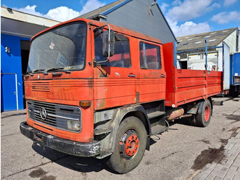 Caminhão chassi MERCEDES-BENZ