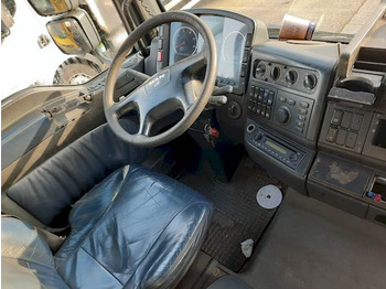 Fotografia de interior 1: Tractor MAN TGA 18.480