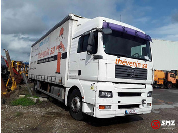 Caminhão com lona MAN TGA 18.440
