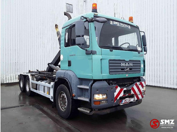 Caminhão transportador de contêineres/ Caixa móvel MAN TGA 26.350