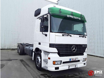 Caminhão chassi MERCEDES-BENZ Actros