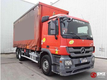 Caminhão com lona MERCEDES-BENZ Actros 2536
