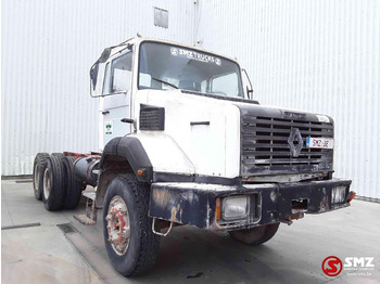 Caminhão chassi RENAULT
