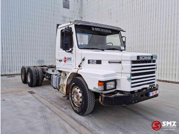 Caminhão chassi SCANIA 92