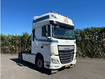 Tractor DAF XF 460
