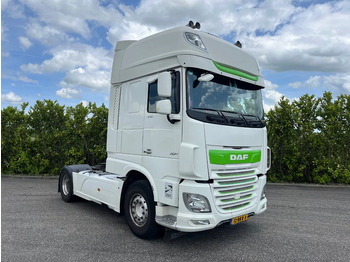 Tractor DAF XF 530