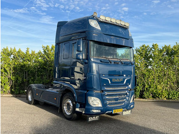 Tractor DAF XF 530