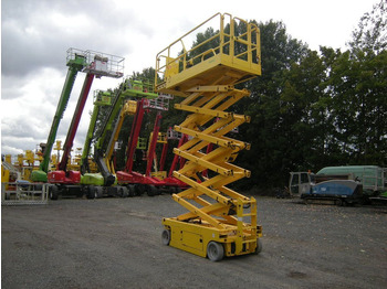 Caminhão com plataforma aérea Genie GS 4047 Scherenarbeitsbühne Genie 14 m: foto 4
