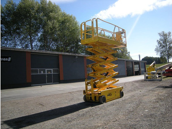 Caminhão com plataforma aérea Genie GS 4047 Scherenarbeitsbühne Genie 14 m: foto 3