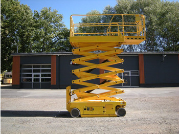 Caminhão com plataforma aérea Genie GS 4047 Scherenarbeitsbühne Genie 14 m: foto 2