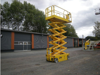 Caminhão com plataforma aérea Genie GS 4047 Scherenarbeitsbühne Genie 14 m: foto 2